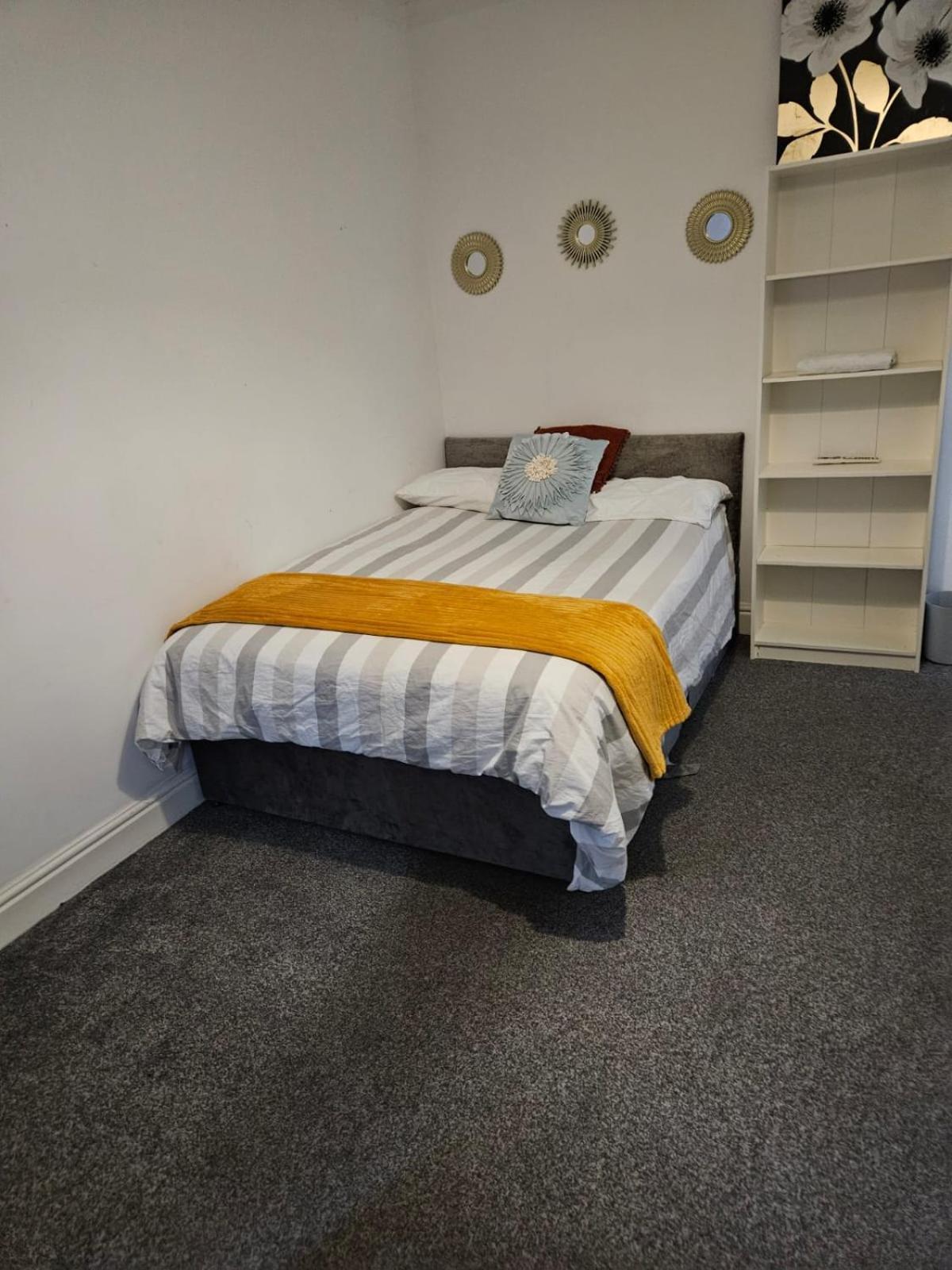 Double Room Close To Headingley Stadium Leeds  Buitenkant foto